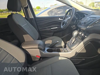2015 Ford Escape SE – miniatura 8