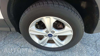 2015 Ford Escape SE – miniatura 21