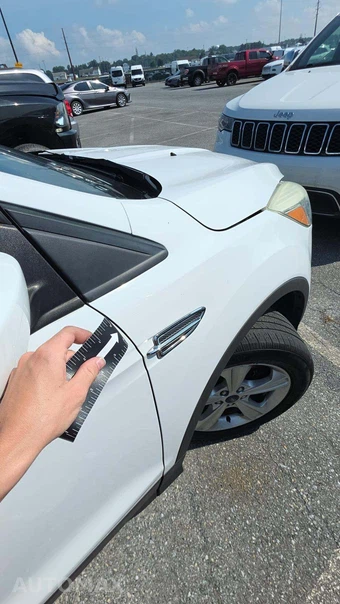 2015 Ford Escape SE – miniatura 34