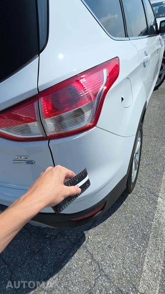 2015 Ford Escape SE – miniatura 35