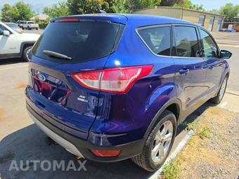 2015 Ford Escape SE - miniatura 3