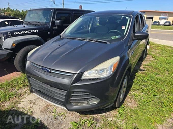 2015 Ford Escape SE