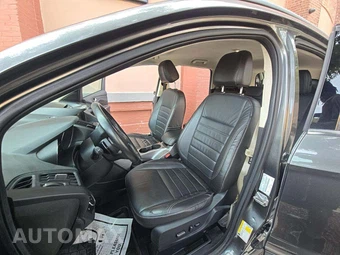 2015 Ford Escape SE – miniatura 4