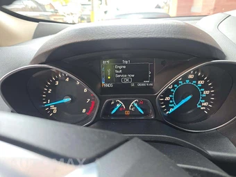 2015 Ford Escape SE – miniatura 6