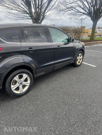 2015 Ford Escape SE - miniatura 11