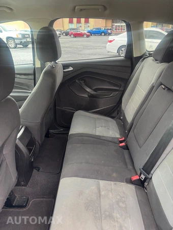 2015 Ford Escape SE - miniatura 16