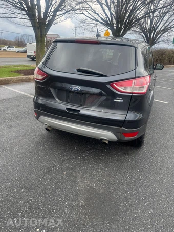 2015 Ford Escape SE - miniatura 5