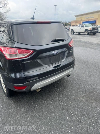 2015 Ford Escape SE - miniatura 6