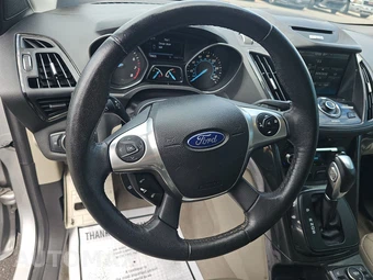 2015 Ford Escape Titanium - miniatura 10