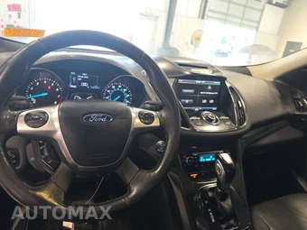 2015 Ford Escape Titanium - miniatura 11