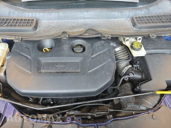2015 Ford Escape Titanium - miniatura 15