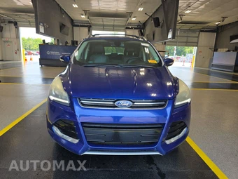 2015 Ford Escape Titanium - miniatura 2