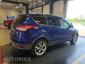 2015 Ford Escape Titanium - miniatura 4