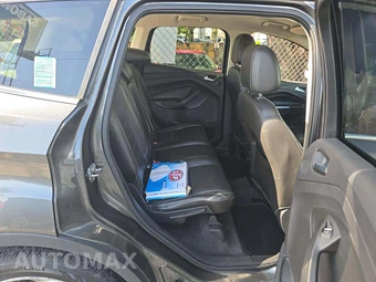 2015 Ford Escape Titanium - miniatura 16
