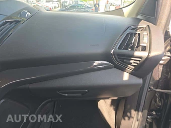 2015 Ford Escape Titanium - miniatura 19