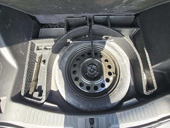 2015 Ford Escape Titanium - miniatura 21