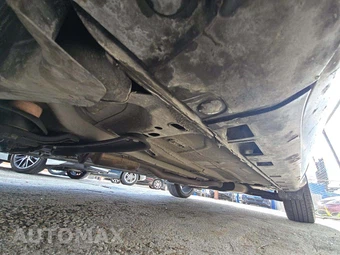 2015 Ford Escape Titanium - miniatura 7