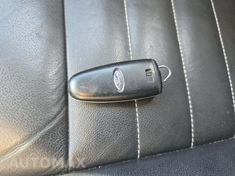 2015 Ford Escape Titanium - miniatura 8