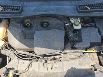2015 Ford Escape Titanium – miniatura 15