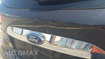 2015 Ford Escape Titanium – miniatura 24