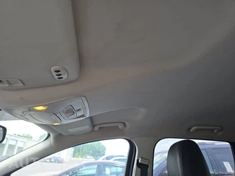 2015 Ford Escape Titanium – miniatura 19