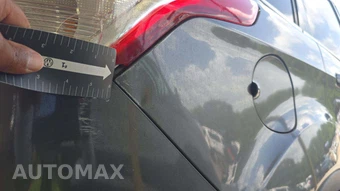 2015 Ford Escape Titanium – miniatura 23