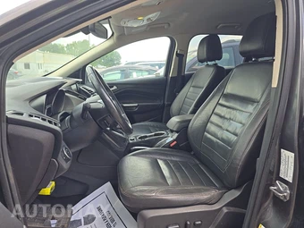 2015 Ford Escape Titanium – miniatura 7