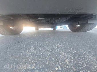 2015 Ford Escape Titanium – miniatura 17