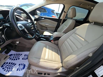 2015 Ford Escape Titanium - miniatura 7