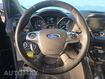 2015 Ford Escape Titanium – miniatura 10