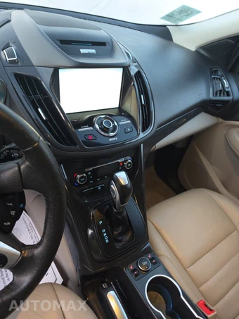 2015 Ford Escape Titanium – miniatura 11