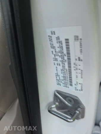 2015 Ford Escape Titanium – miniatura 14