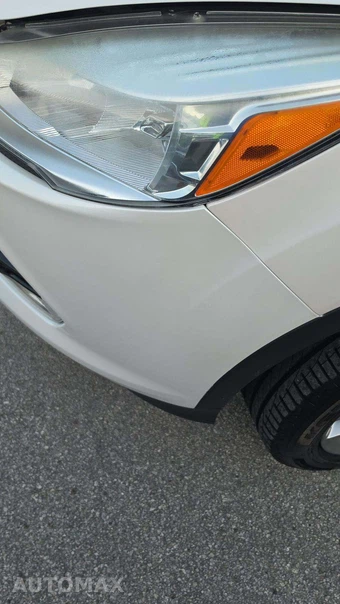 2015 Ford Escape Titanium – miniatura 19