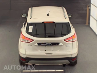 2015 Ford Escape Titanium – miniatura 5