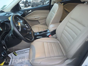 2015 Ford Escape Titanium – miniatura 7