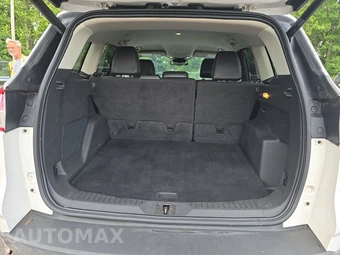 2015 Ford Escape Titanium – miniatura 16