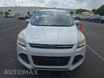 2015 Ford Escape Titanium – miniatura 2