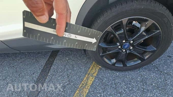 2015 Ford Escape Titanium – miniatura 33