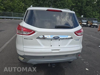 2015 Ford Escape Titanium – miniatura 5