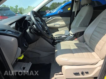 2015 Ford Escape Titanium – miniatura 7