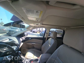 2015 Ford Escape Titanium – miniatura 18