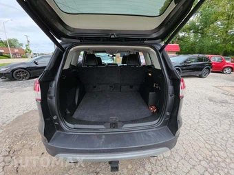 2015 Ford Escape Titanium - miniatura 14
