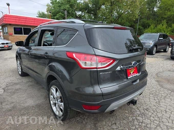 2015 Ford Escape Titanium - miniatura 2