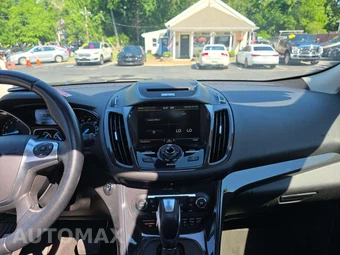 2015 Ford Escape Titanium – miniatura 10