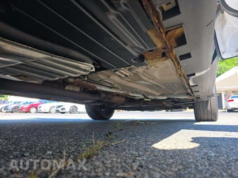 2015 Ford Escape Titanium – miniatura 17