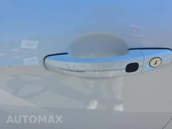 2015 Ford Escape Titanium – miniatura 23