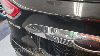 2015 Ford Escape Titanium – miniatura 19