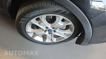 2015 Ford Escape Titanium – miniatura 34