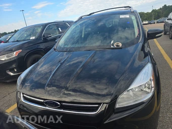2015 Ford Escape Titanium - miniatura 2