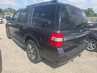 2015 Ford Expedition XLT – miniatura 2